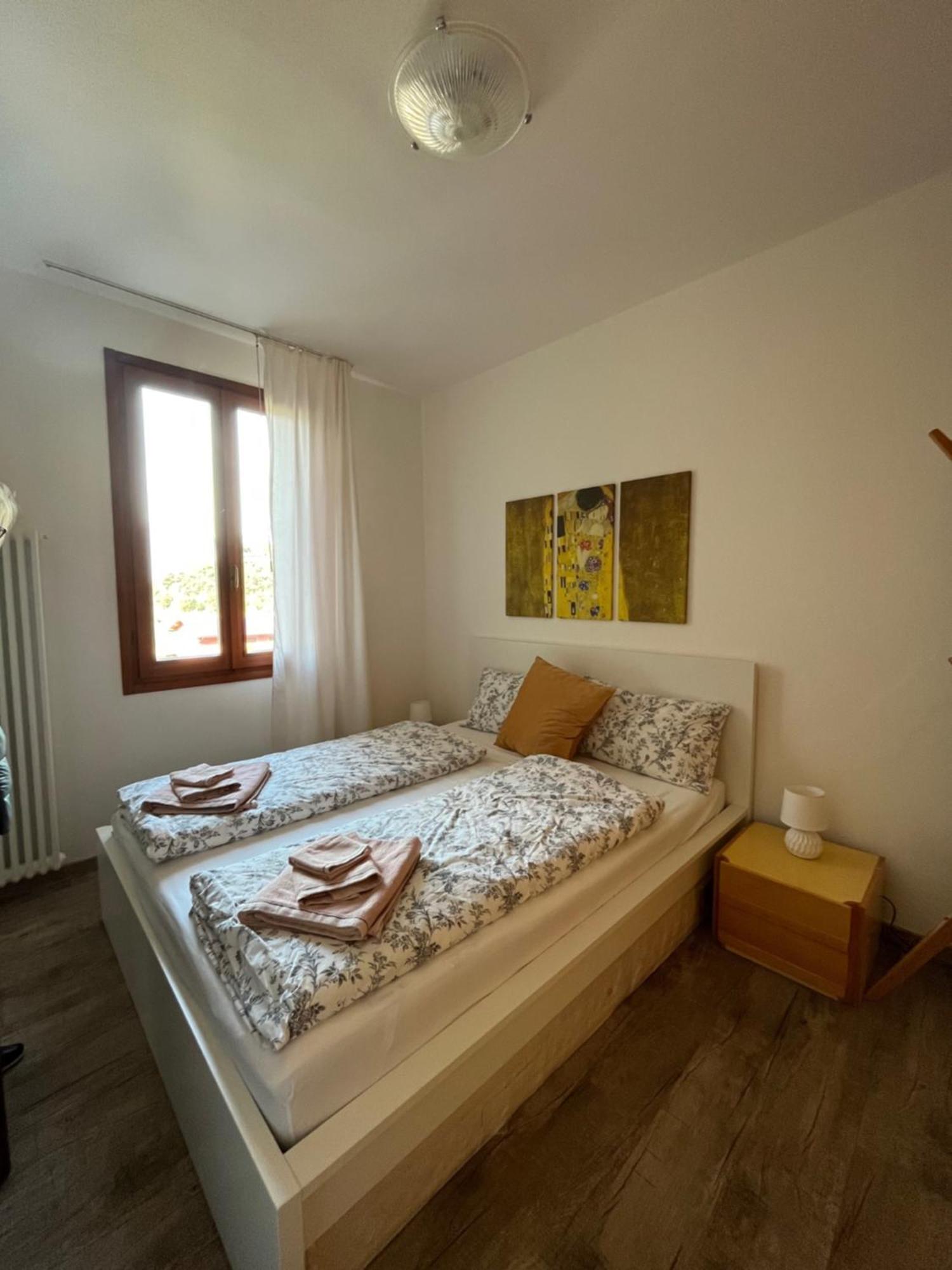 Apartment Claudia มัลเชซิเน ภายนอก รูปภาพ